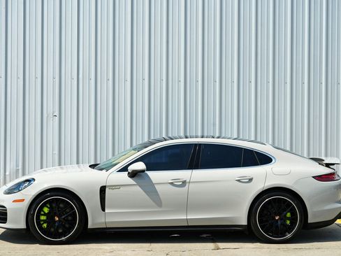 Used 2021 Porsche Panamera 4S w/ Premium Package image 55
