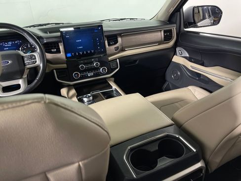 Used 2024 Ford Expedition Max Limited image 17