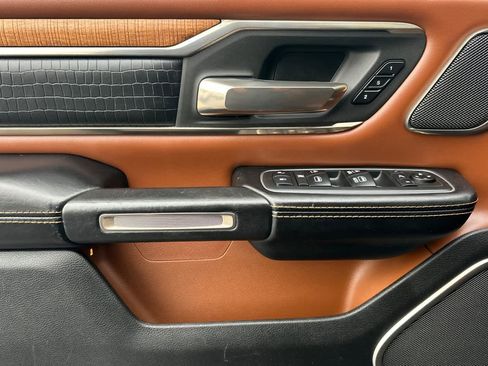 Used 2019 RAM 1500 Laramie Longhorn image 12