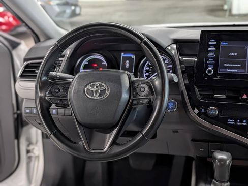 Used 2023 Toyota Camry SE image 21