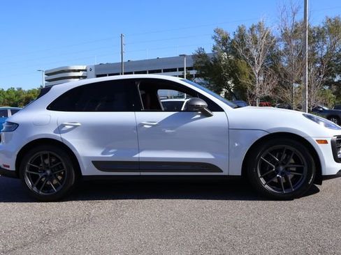 Used 2025 Porsche Macan Turbo image 10