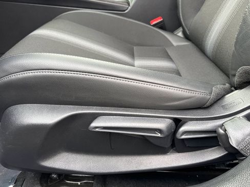 Used 2025 Honda Civic Sport image 15