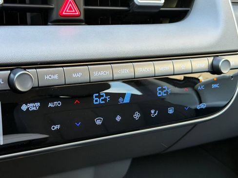 New 2026 Hyundai Ioniq 5 SEL AWD/4WD image 18