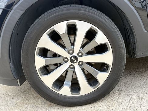 Used 2020 Kia Telluride S image 9