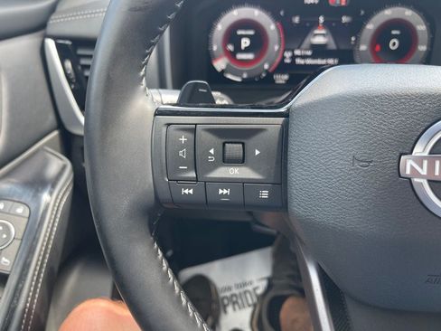 Used 2026 Nissan Rogue SL FWD image 16