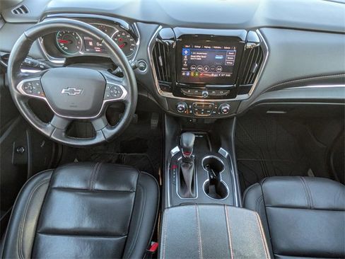 Used 2023 Chevrolet Traverse RS image 15