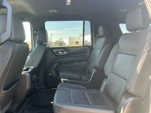 Used 2024 Chevrolet Suburban Z71 w/ Off-Road Capability Package image 35