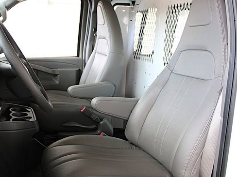 Used 2024 Chevrolet Express 2500 w/ Driver Convenience Package image 20