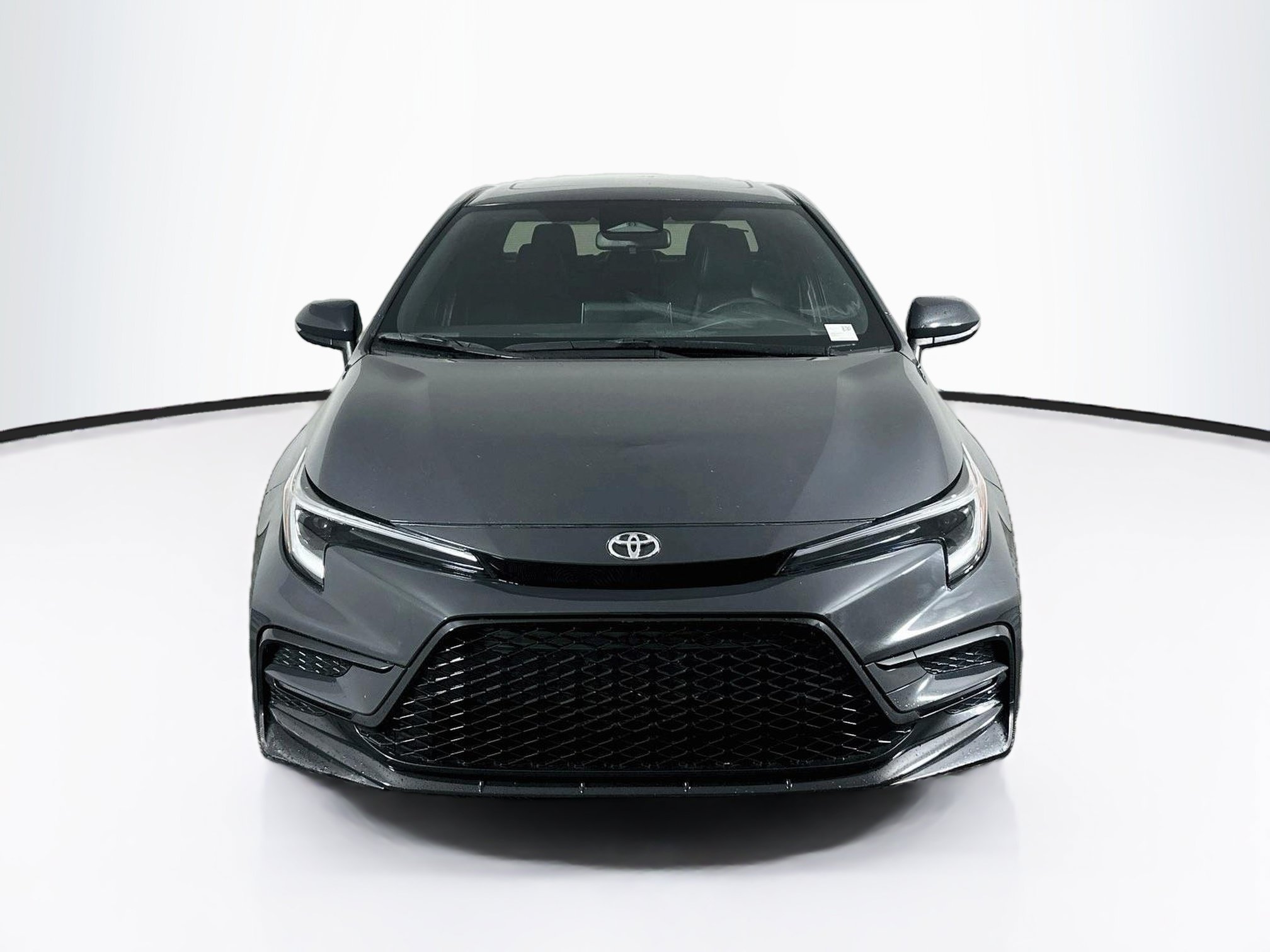 Used 2024 Toyota Corolla XSE FWD image 2
