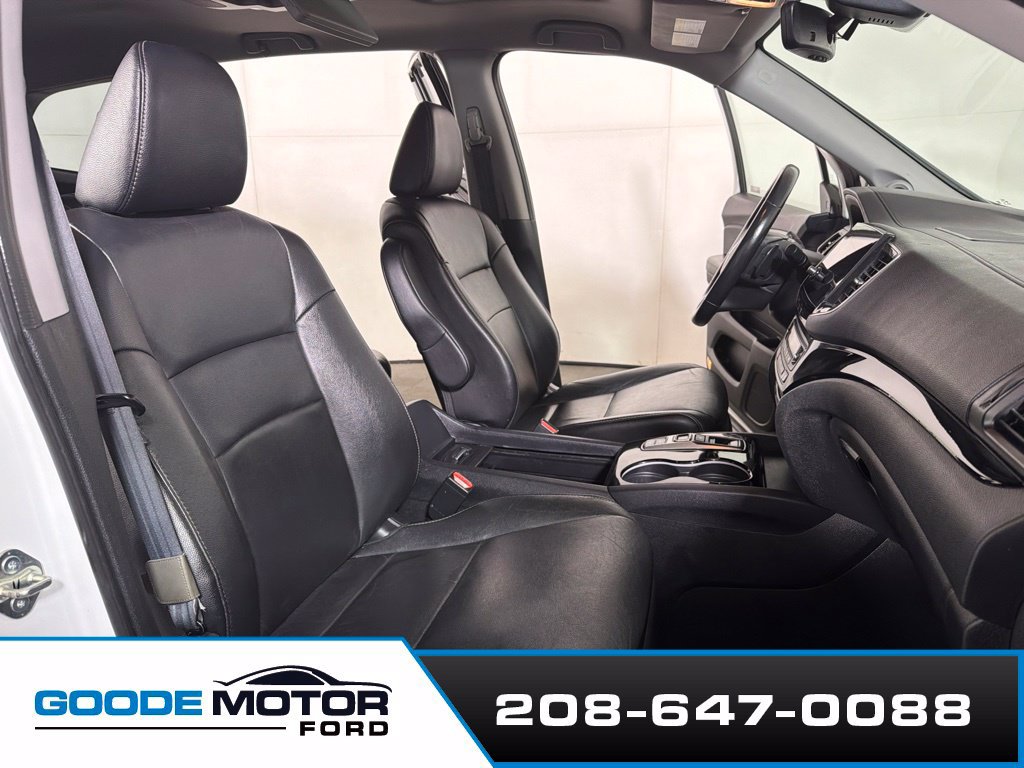 Used 2020 Honda Pilot Touring image 24