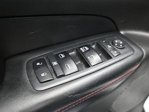 Used 2018 Jeep Grand Cherokee Trailhawk w/ Trailhawk Luxury Group AWD/4WD image 11