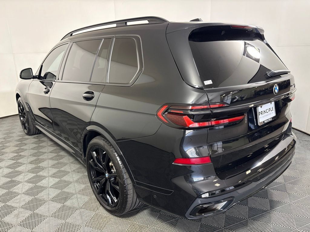 Certified 2024 BMW X7 xDrive40i w/ Executive Package AWD/4WD image 7
