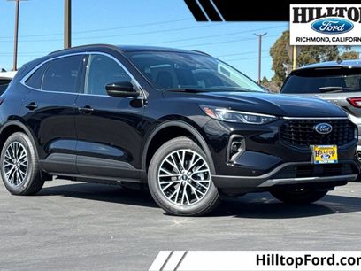 New 2025 Ford Escape SE w/ PHEV Premium Package