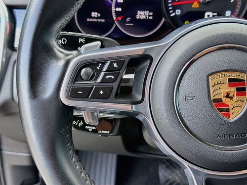Used 2023 Porsche Cayenne Platinum Edition AWD/4WD image 36