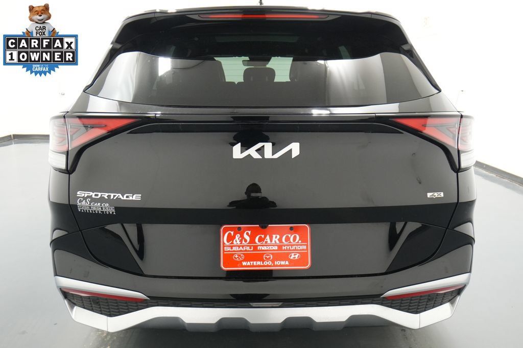 Used 2024 Kia Sportage SX AWD/4WD image 8