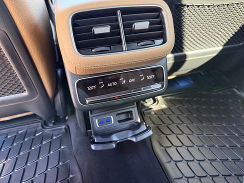 New 2026 Mercedes-Benz GLS 450 4MATIC image 15