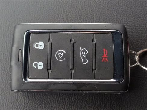 New 2025 Jeep Grand Cherokee L Altitude image 37