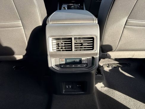 New 2026 Volkswagen Atlas SEL image 25