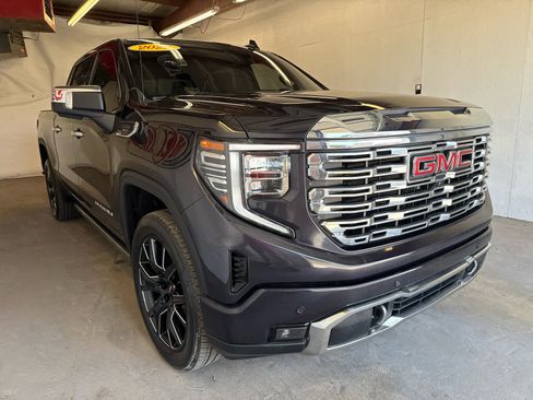 Used 2022 GMC Sierra 1500 Denali image 3