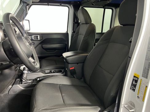 Used 2021 Jeep Wrangler Unlimited Sport image 21