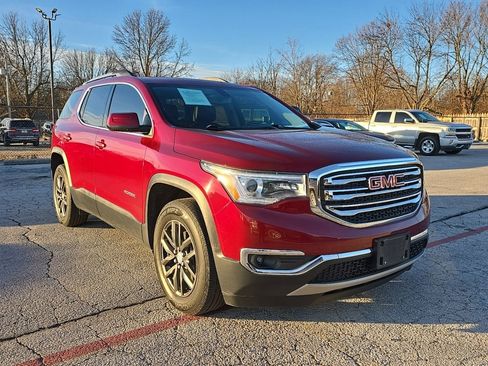 Used 2018 GMC Acadia SLT image 1