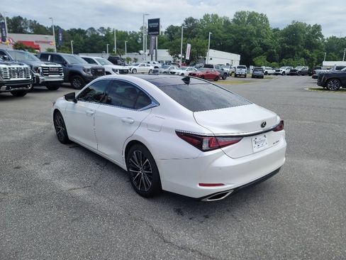 Used 2022 Lexus ES 350 w/ Premium Package FWD image 5