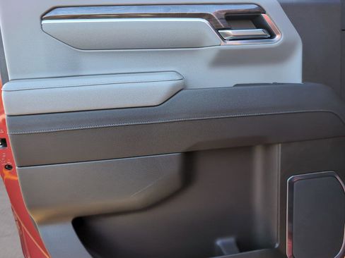 Used 2023 Chevrolet Silverado 1500 LTZ w/ LTZ Premium Package image 30