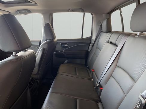 Used 2023 Honda Ridgeline RTL-E image 12