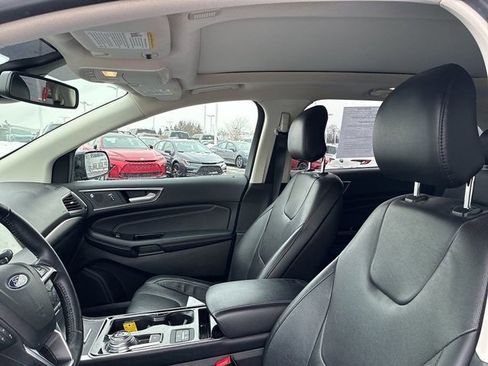 Used 2019 Ford Edge Titanium w/ Equipment Group 301A image 25