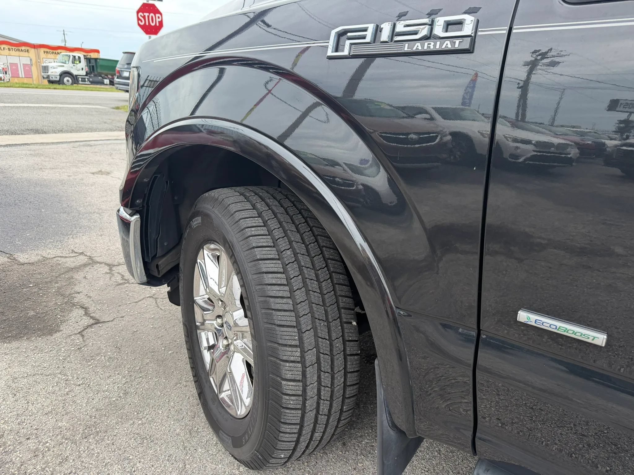 Used 2015 Ford F150 Lariat RWD image 19