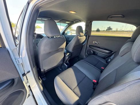 Used 2022 Honda HR-V Sport image 26