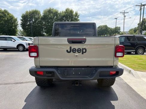Used 2022 Jeep Gladiator Sport AWD/4WD image 7