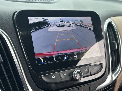 Used 2023 Chevrolet Equinox Premier FWD image 20