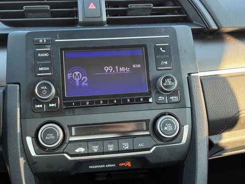 Used 2020 Honda Civic LX image 10