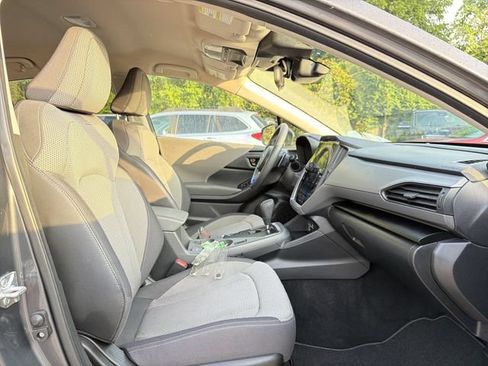 Used 2024 Subaru Crosstrek 2.0i Premium AWD/4WD image 17