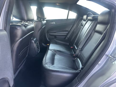 Used 2021 Dodge Charger SXT w/ Leather Interior Group RWD image 13