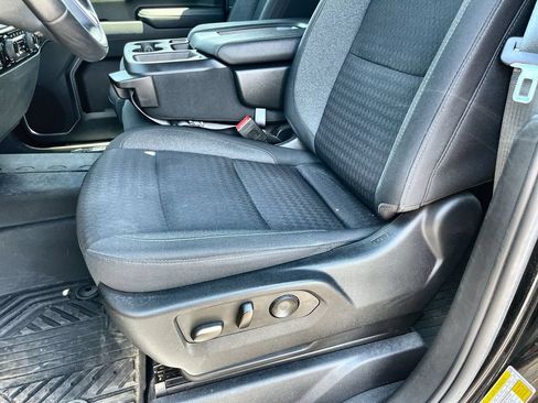 Used 2022 Chevrolet Silverado 1500 RST AWD/4WD image 19
