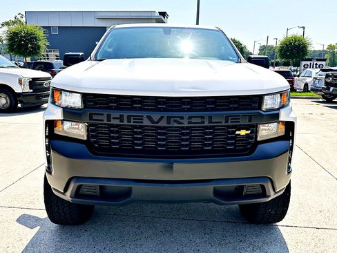Used 2019 Chevrolet Silverado 1500 W/T w/ Trailering Package RWD image 2