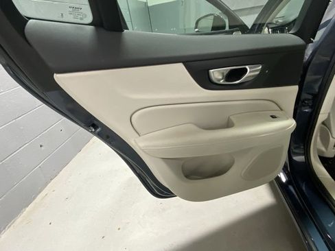 Used 2025 Volvo S60 T8 Ultra image 8