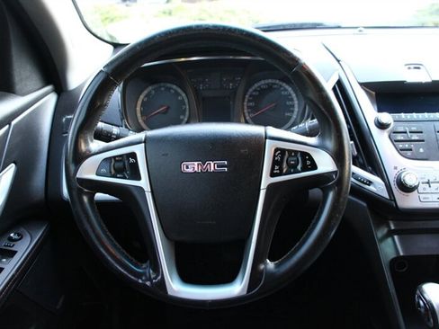 Used 2010 GMC Terrain SLE image 16