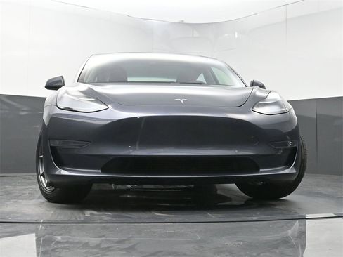 Used 2022 Tesla Model 3 Long Range image 21