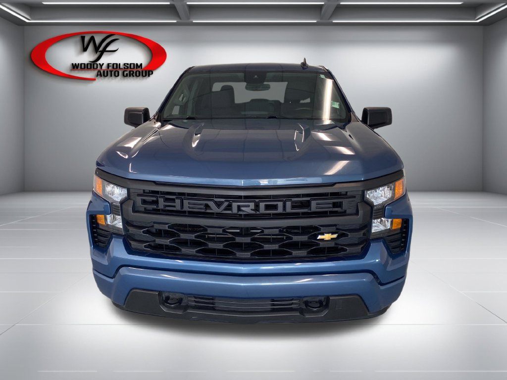 Used 2024 Chevrolet Silverado 1500 Custom w/ LPO, Dark Essentials Package RWD image 2