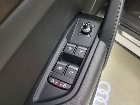 Used 2021 Audi Q5 2.0T Premium w/ Convenience Package image 30