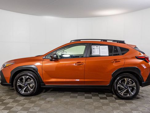 Used 2025 Subaru Crosstrek 2.5i Premium AWD/4WD image 17