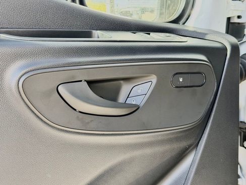 New 2026 Mercedes-Benz Sprinter 2500 image 18