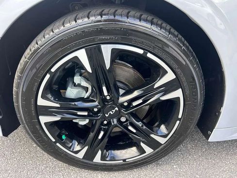 Used 2024 Kia K5 GT-Line w/ GT-Line Premium Package FWD image 35