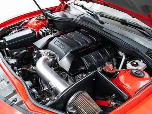 Used 2015 Chevrolet Camaro SS w/ LPO, Black Appearance Package RWD image 26