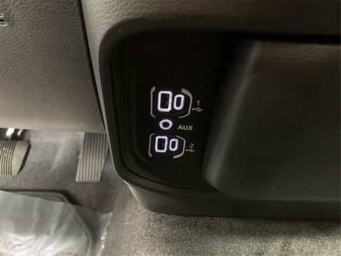 Used 2025 RAM 1500 Tradesman w/ Night Edition image 31