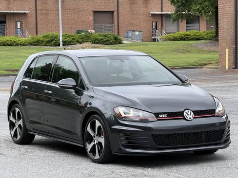 Used 2015 Volkswagen GTI SE w/ Lighting Package (SEL) FWD image 4