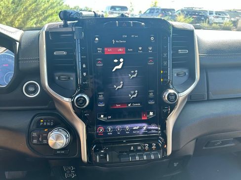 Used 2020 RAM 1500 Laramie AWD/4WD image 21
